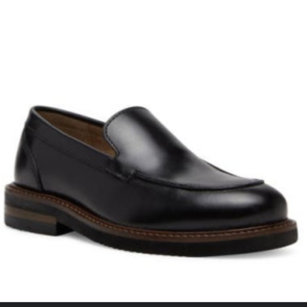 STEVE MADDEN. NWOB